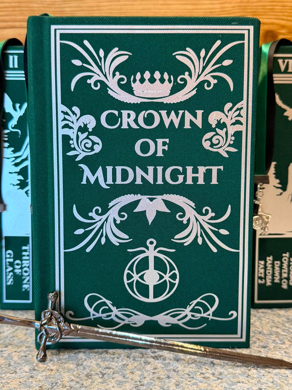 Rebinding of the Throne of Glass Series